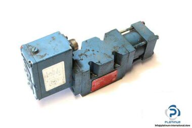 moog-d634-501a-direct-drive-analog-control-servo-valve