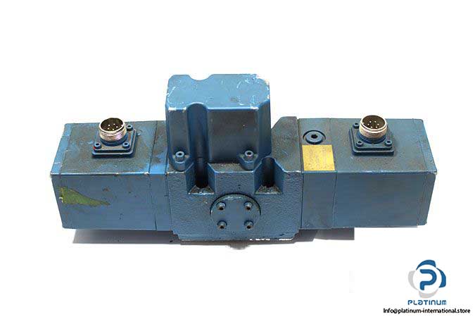 moog-d651-401-proportional-control-valve-3