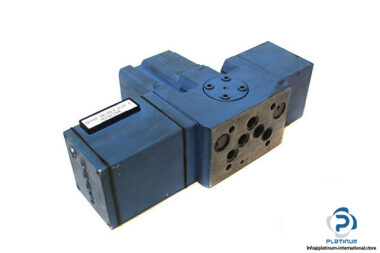 moog-p30haam4nsf2-a-servo-proportional-control-valve-2