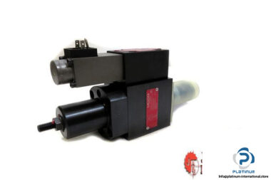 MOOG-XEB11483-000-01-2-WAY-PROPORTIONAL-THROTTLE-CARTRIDGE-VALVE3_675x450.jpg