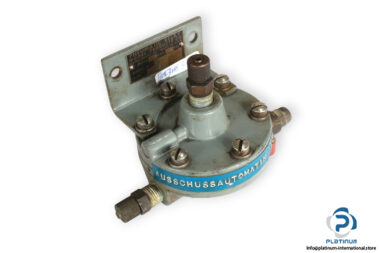 moore-66-BR2-pneumatic-relay-used