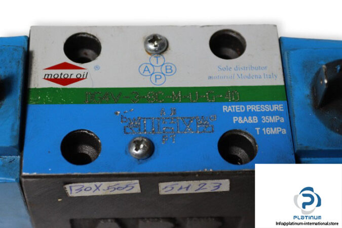 motor-oil-DG4V-3-8C-M-U-G-40-solenoid-operated-directional-valve-new-2