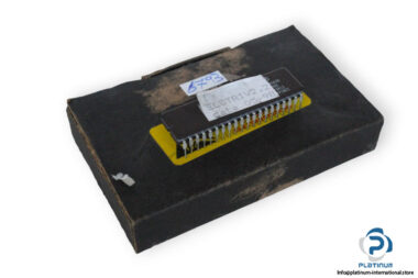 motorola-MC68705R3S-microcontroller-unit-(new)