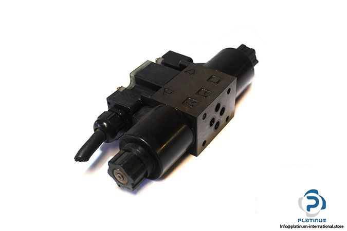 nachi-450-80212-solenoid-operated-directional-valve-2