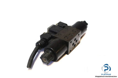 nachi-450-80216-solenoid-operated-directional-valve-2