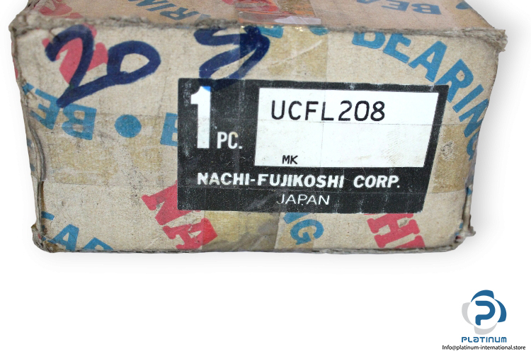 nachi-UCFL-208-oval-flange-ball-bearing-unit-(new)-(carton)-1
