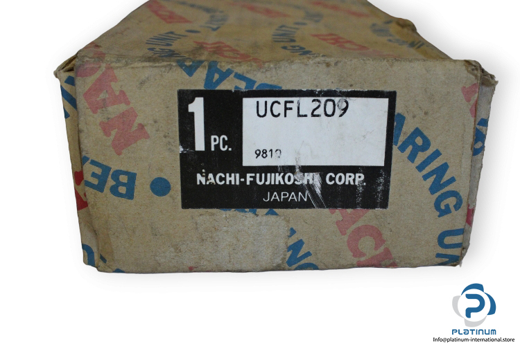 nachi-UCFL-209-oval-flange-ball-bearing-unit-(new)-(carton)-1