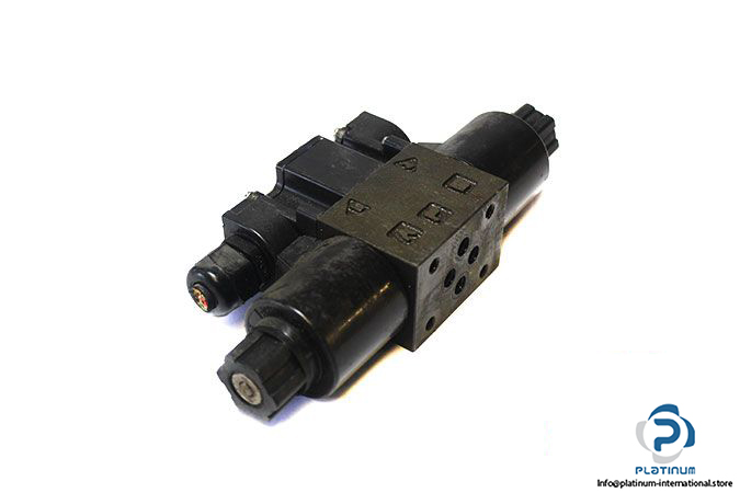 nachi-ss-g01-c5-r-c115-e30-solenoid-operated-directional-valve-2