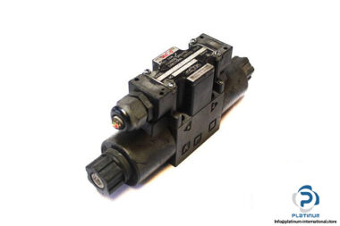 nachi-SS-G01-C5-R-C115-E30-solenoid-operated-directional-valve