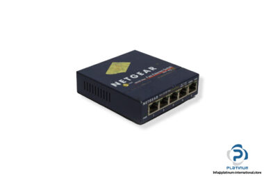 netgear-FS105-V2-fast-ethernet-switch