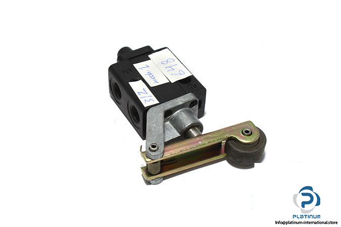 norgren-03-0411-02-roller-lever-valve-1