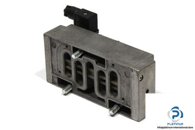 norgren-um_22456_172-single-solenoid-valve-1-2