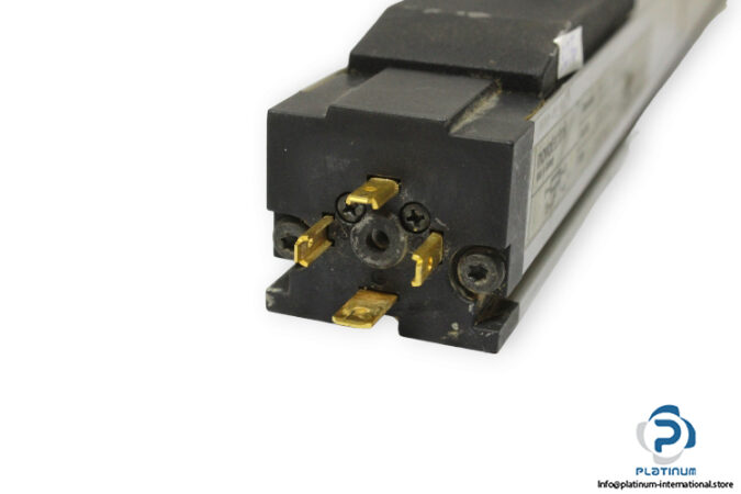 novotechnik-TLH-225-position-transducers-potentiometric-(used)-1