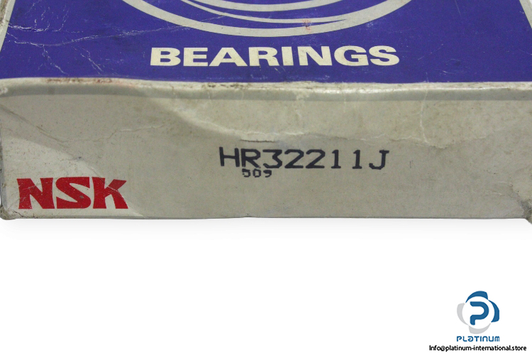 nsk-HR32211-J-tapered-roller-bearing-1