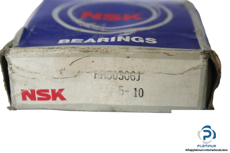 nsk-hr30306j-tapered-roller-bearing-1