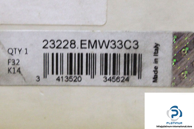 ntn-snr-23228.EMW33C3-spherical-roller-bearing-(new)-(carton)-1