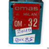 omas-OM-32-parallel-gripper-pneumatic-(used)-1
