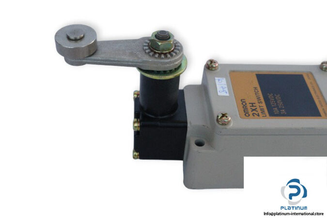 omron-2XHCA2-limit-switch-(new)-1