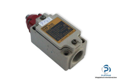 omron-D4B-1170-safety-limit-switch-used
