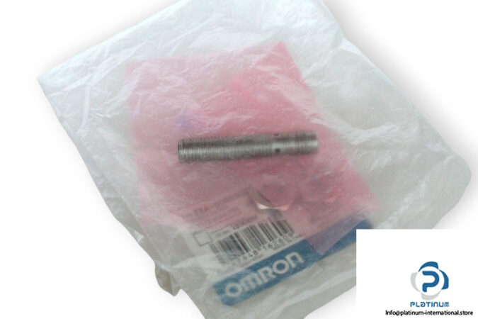 omron-E2A-S08KS02-M5-B1-inductive-proximity-sensor-used