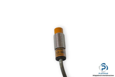 omron-E2E-X5ME1-G1-inductive-sensor-new-2