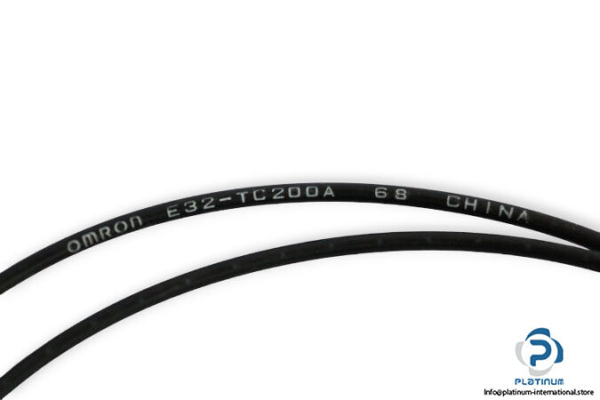 omron-E32-TC200A-fiber-optic-cable-(used)-2