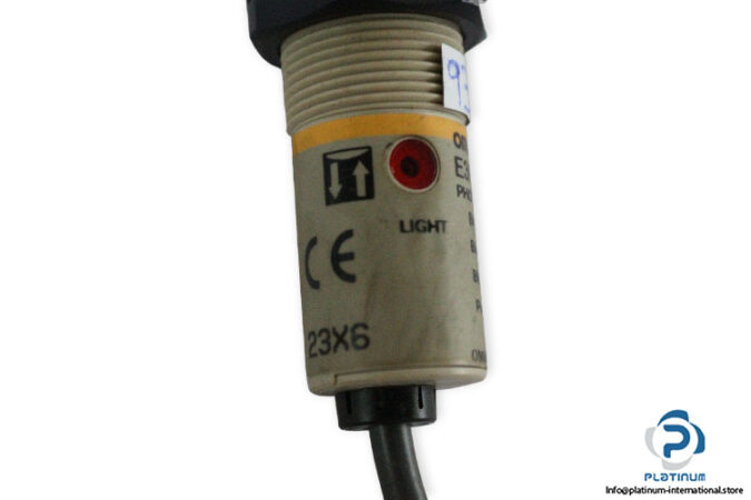 omron-E3F2-R2C4-photoelectric-retro-reflective-sensor-used-4