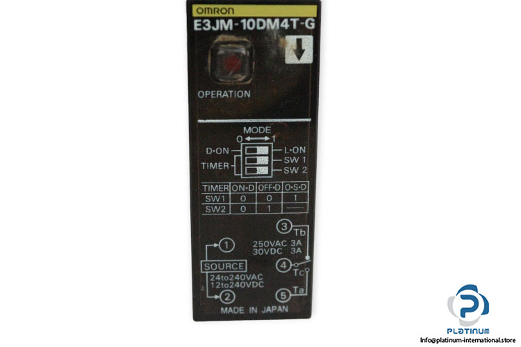 omron-E3JM-10DM4T-G-photoelectric-sensor-used-2