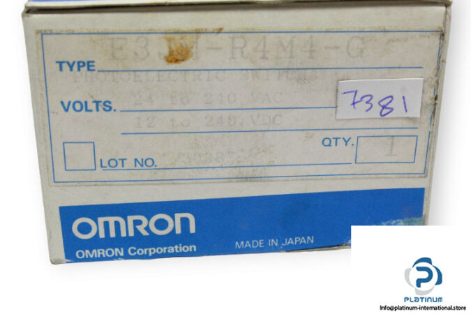 omron-E3JM-R4M4-G-photoelectric-retro-reflective-sensor-new-3