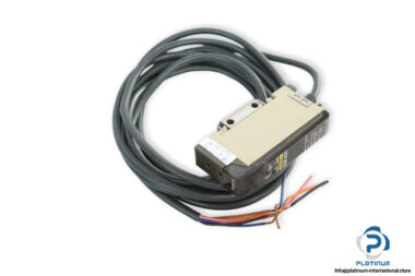 omron-E3X-A21-fiber-optic-photoelectric-sensor-new