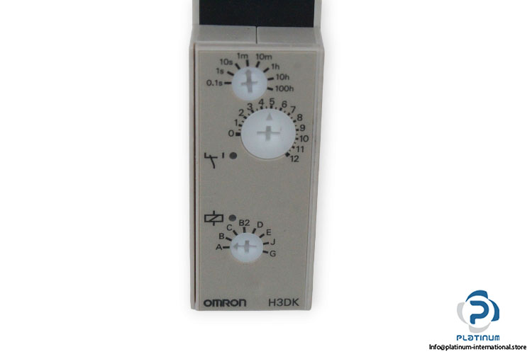 omron-H3DK-M1-solid-state-timers-(used)-1