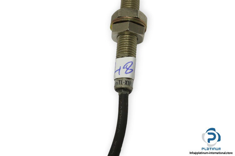 omron-TL-X1F1-G-inductive-sensor-used-2