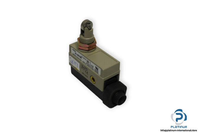 omron-ZC-Q2155-enclosed-switch-(new)
