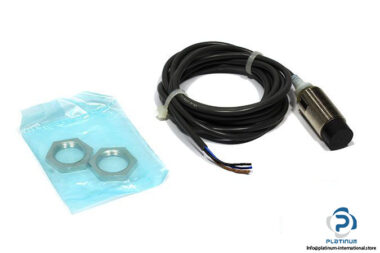 omron-E2A-M18KN16-WP-C1- inductive-proximity-sensor