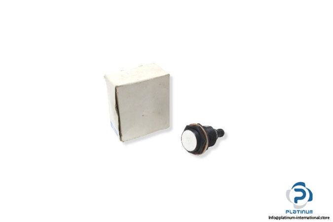 omron-E2E-X10D1-M1G-T1-inductive-proximity-sensor