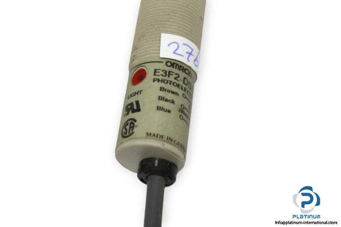 omron-e3f2-ds10z1-n-photoelectric-sensor-used-2