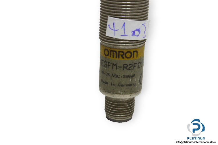 omron-e3fm-r2f21-p1-photoelectric-sensor-used-1