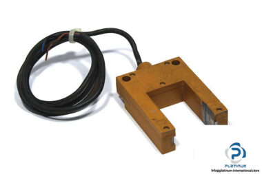 omron-e3s-gs3b4-photoelectric-sensor-1