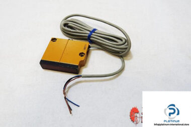 OMRON-E3S-LS10XB4-PHOTOELECTRIC-SENSOR-3_675x450.jpg