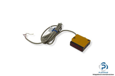 omron-E3S-LS10XE4-photoelectric-sensor
