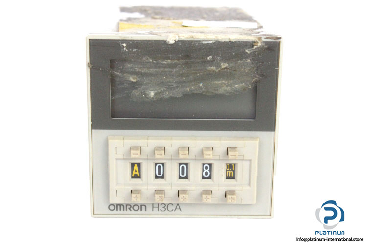omron-h3ca-a-solid-state-timer-used-1