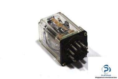 omron-mk2kp-latching-relay-1