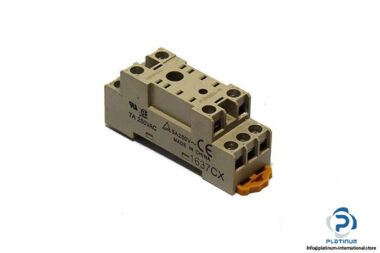 omron-PYF08A-N-relay-socket
