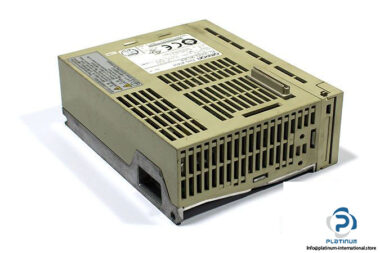 omron-r88d-wta5h-ac-servo-drive-1