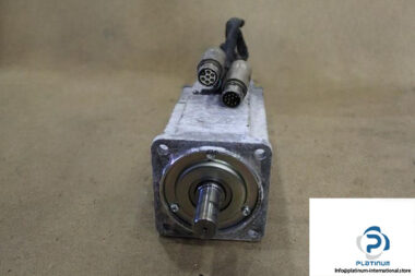 OMRON-SJME-08AMC4C-0Y-SERVO-MOTOR3_675x450.jpg