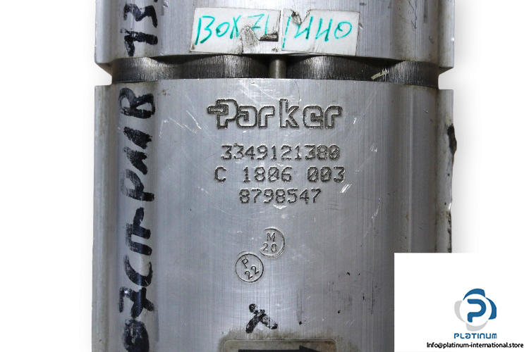 parker-3349121380-gear-pump-(used)-1