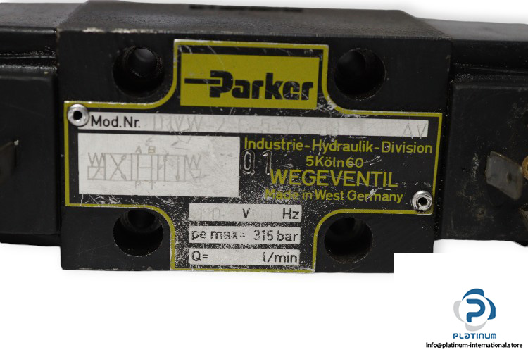 parker-D1VW-2-D-5-YY-53-directional-control-valve-used-1