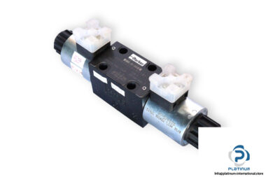 parker-D1VW002CNJWS391-solenoid-operated-directional-control-valve-new