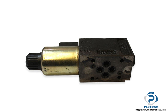 parker-d1dw1k9njw75-directional-control-valve-2