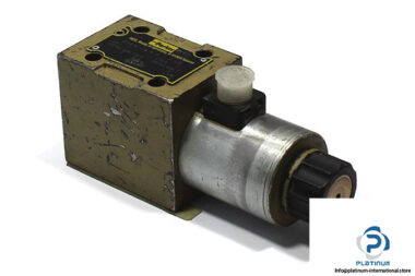 parker-D3DW-20-H-N-J-P-40-solenoid-operated-directional-valve